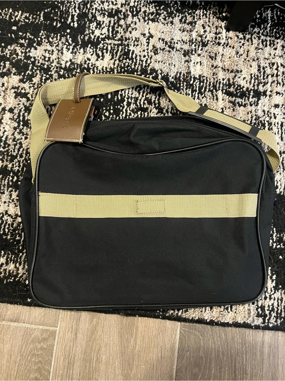 Leisure branded black